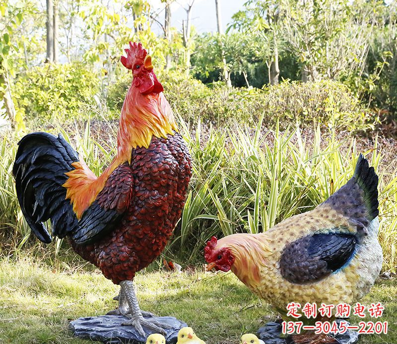济南公鸡雕塑完美的绿化环境装饰