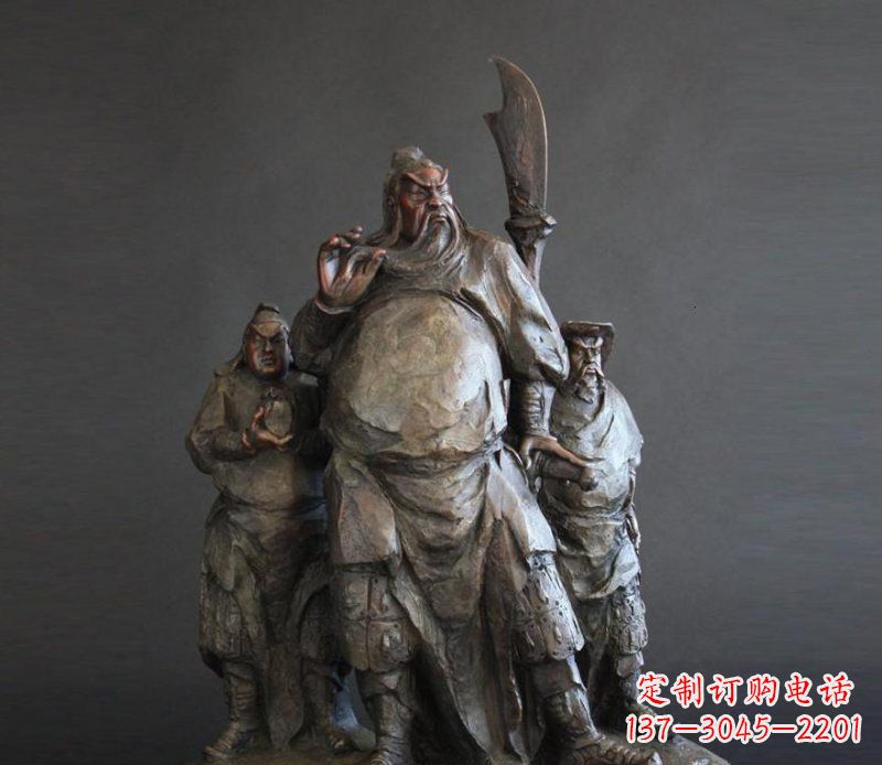 济南持刀关公招财玻璃钢仿铜雕塑 (2)