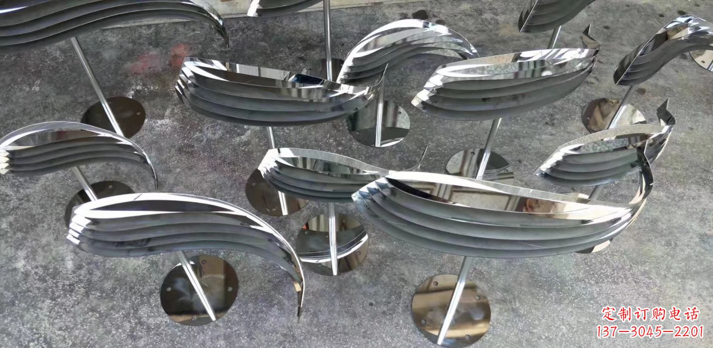 济南抽象不锈钢鱼雕塑广场动物雕塑