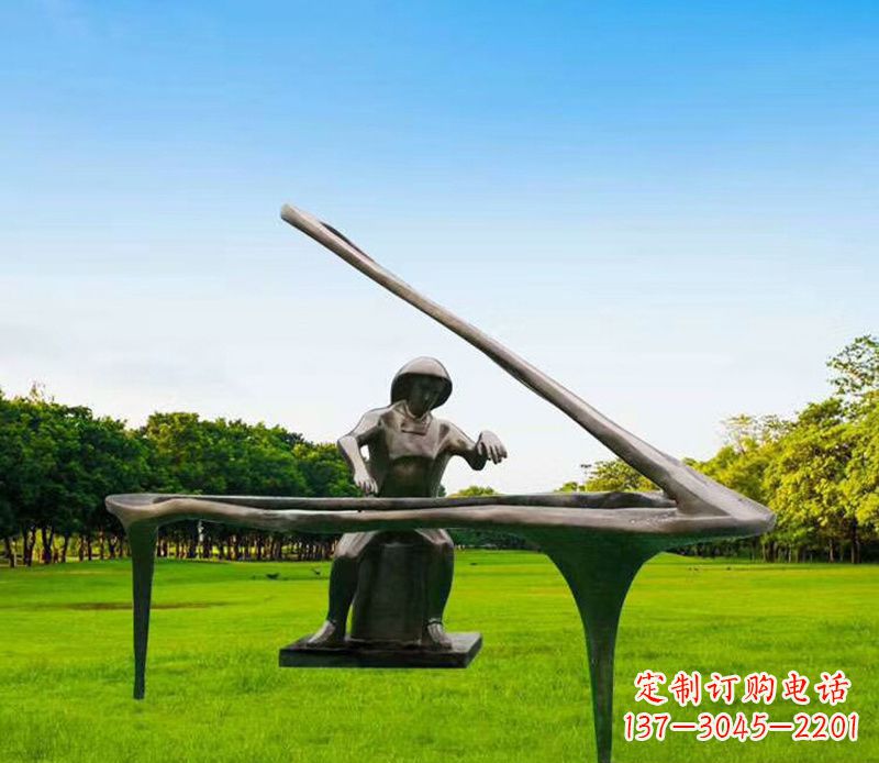 济南钢琴之音铸成雕塑