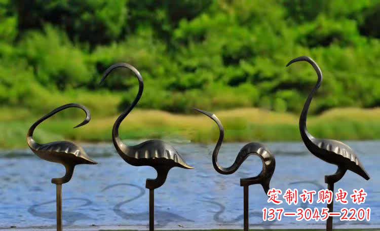 济南抽象几何仙鹤雕塑