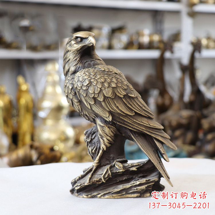 济南纯铜老鹰雕塑