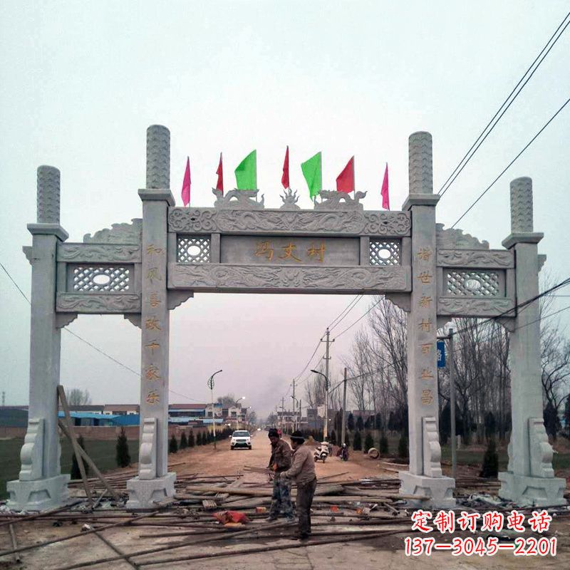 济南传承古老石牌坊雕塑