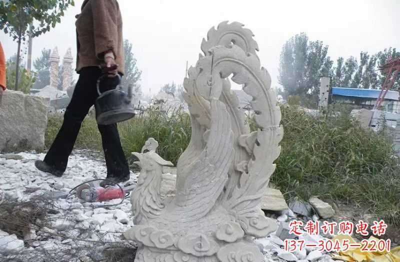 济南凤凰雕塑传承瑰丽的古老文化