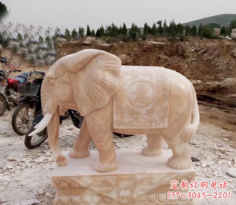 济南优雅大象大理石雕塑