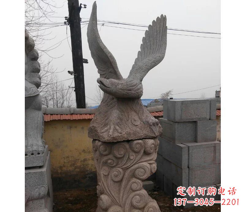济南绚丽振翅的大理石雄鹰雕塑