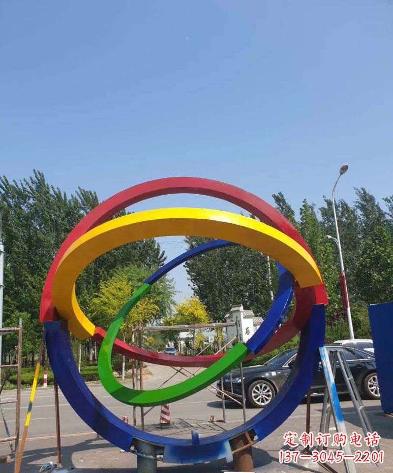 济南大型不锈钢广场圆环景观雕塑