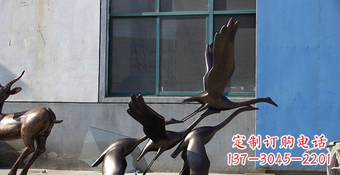 济南大雁飞翔铸铜雕塑