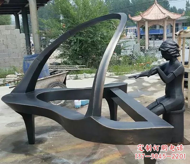 济南钢琴抽象铜雕