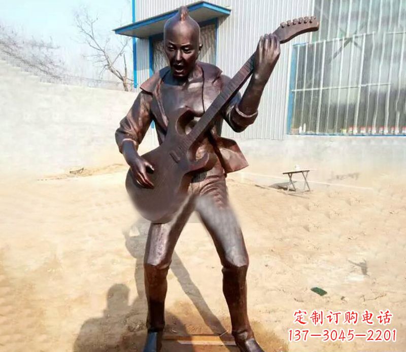济南弹吉他的公园人物铜雕