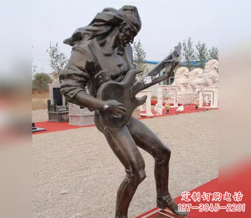 济南弹吉他广场小品人物铜雕