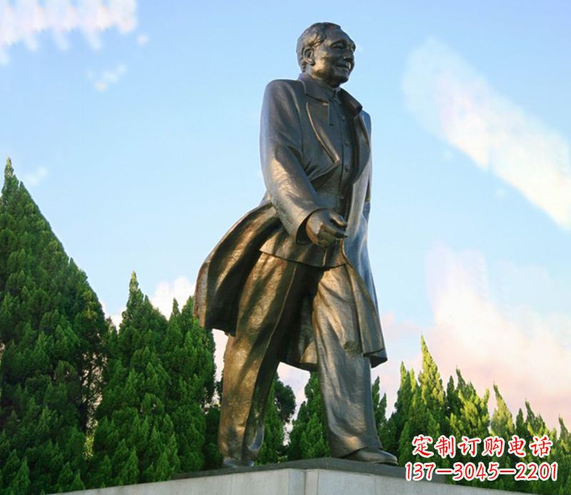 济南激励千秋,抒发热爱——中领雕塑定制邓小平雕塑