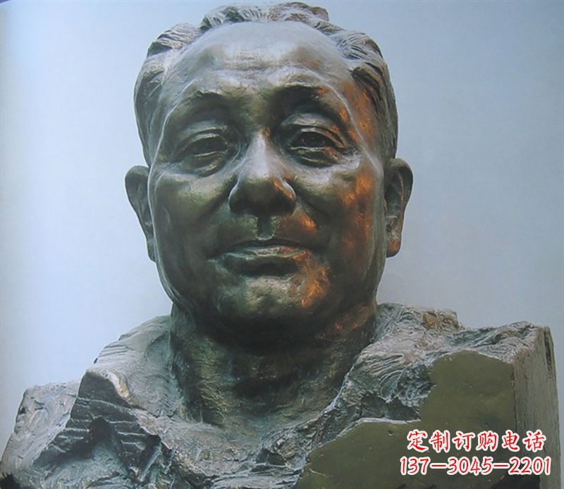 济南邓小平铜雕塑,缅怀伟人,给予未来的力量