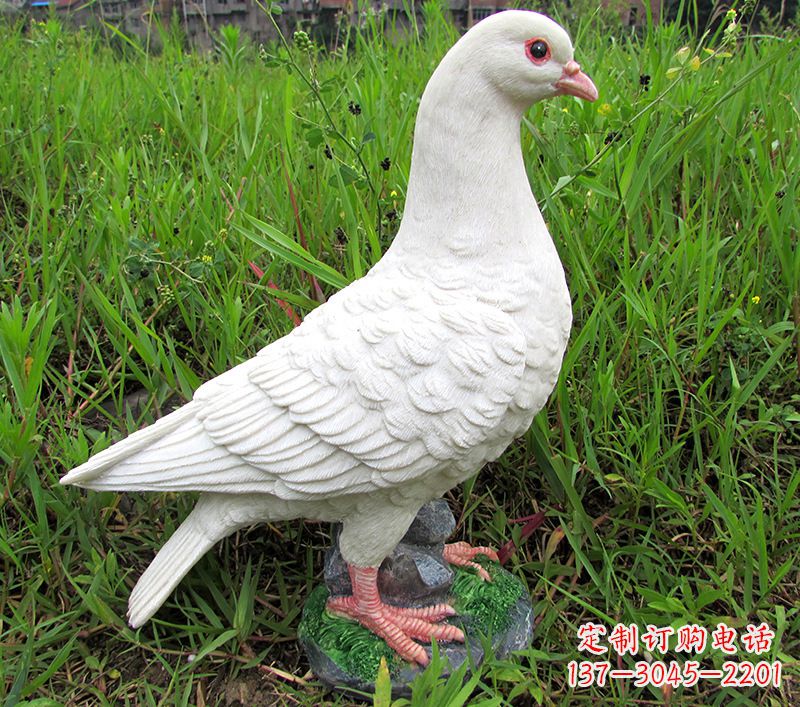 济南锻铜鸽子浮雕,精致细腻的雕塑体现