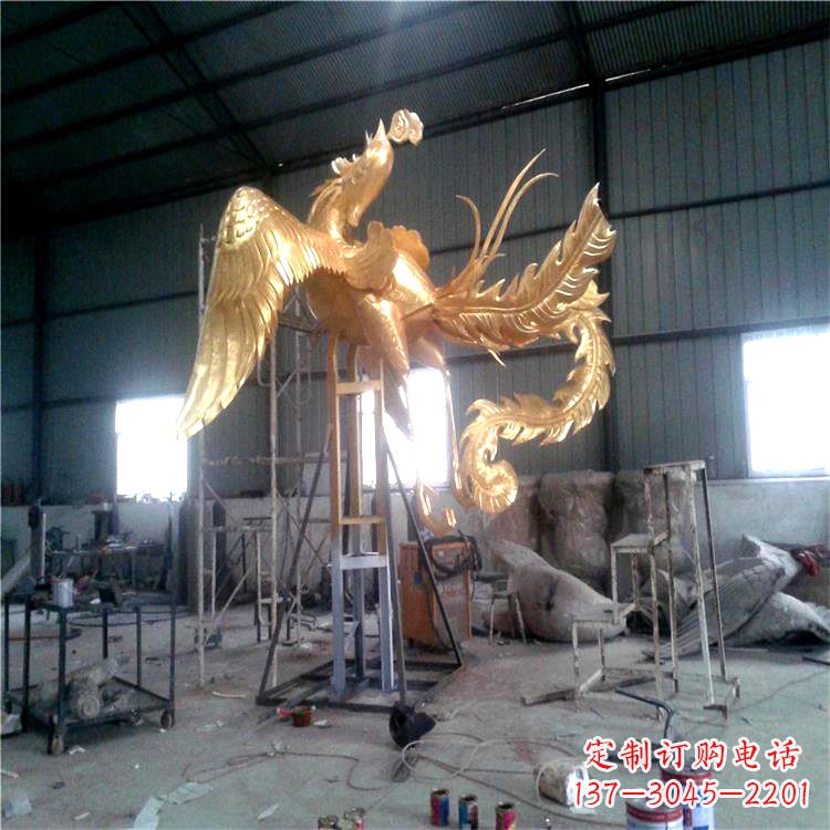 济南锻铜精美凤凰雕塑