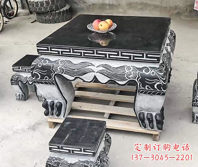 济南中领雕塑方形仿古石桌凳