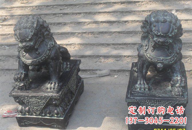 济南仿古铸铜狮子雕塑