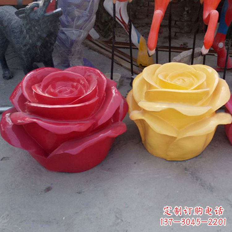 济南精美仿真玻璃钢玫瑰雕塑
