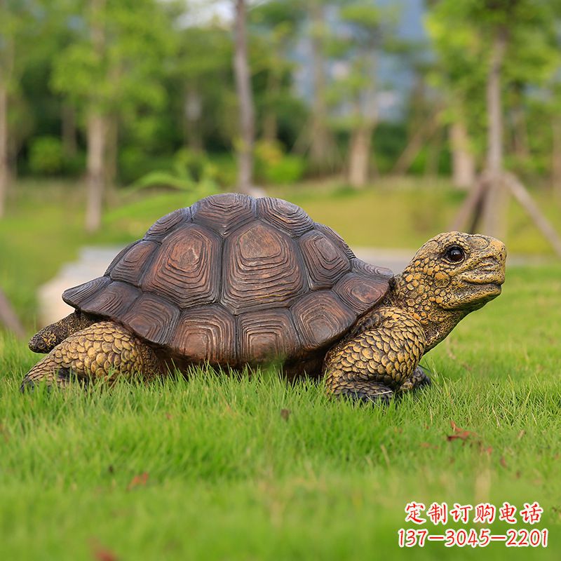 济南玻璃钢乌龟雕塑草坪摆件