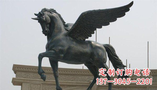 济南马广场铜雕赋予空间无限魅力