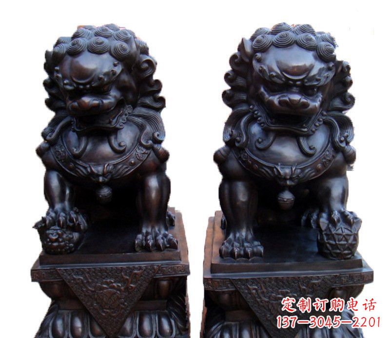 济南纯铜故宫狮子摆件雕塑