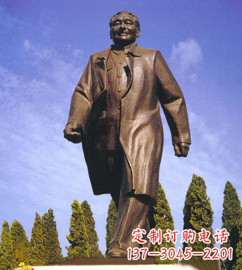 济南革命家邓小平铜雕