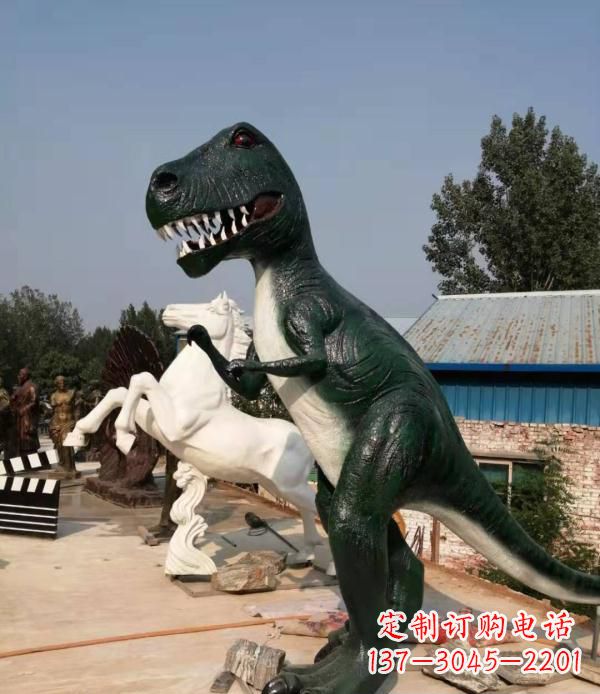 济南玻璃钢仿真恐龙雕塑