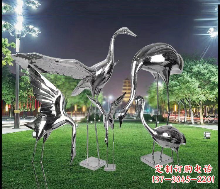 济南大型不锈钢仙鹤雕塑
