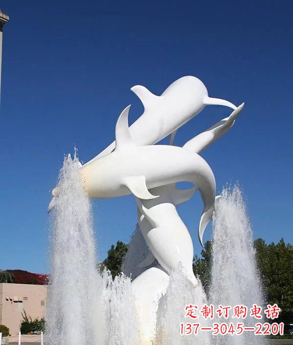 济南完美纪念,精致的不锈钢海豚雕塑