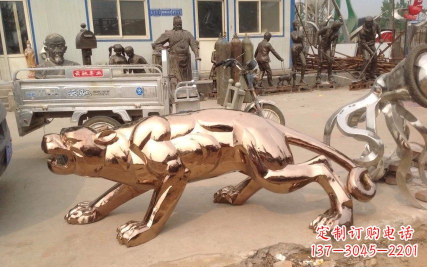 济南中领雕塑出品不锈钢动物雕塑