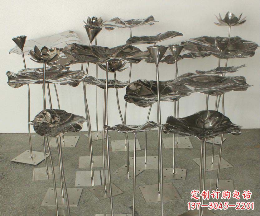 济南精美装饰不锈钢莲叶雕塑