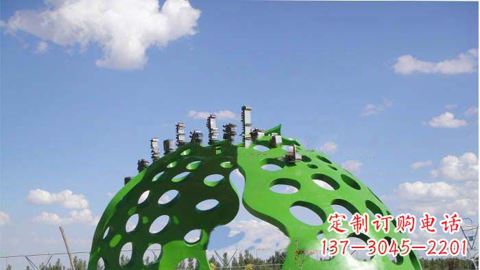济南约克公园不锈钢镂空半圆拱门雕塑