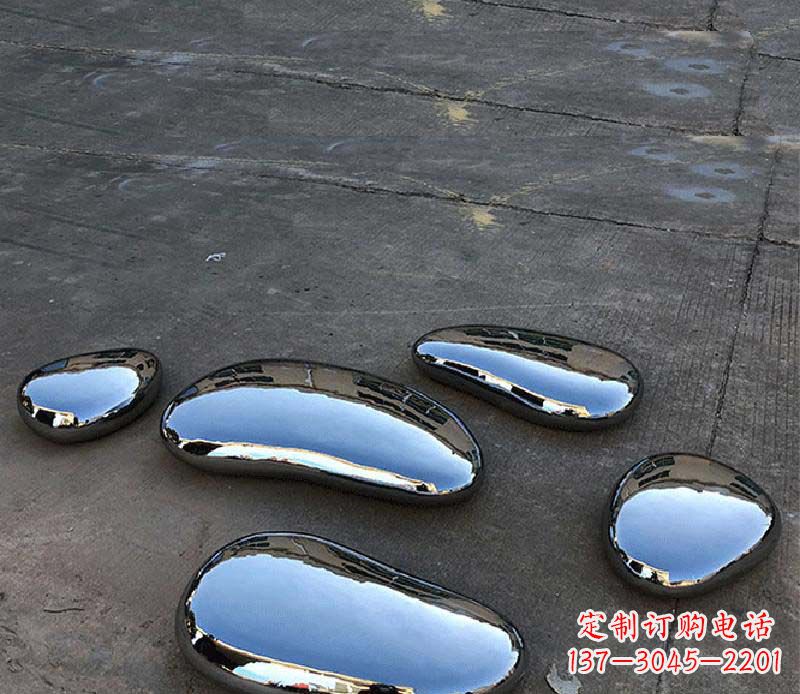 济南不锈钢水滴景观雕塑美轮美奂,营造自然灵动