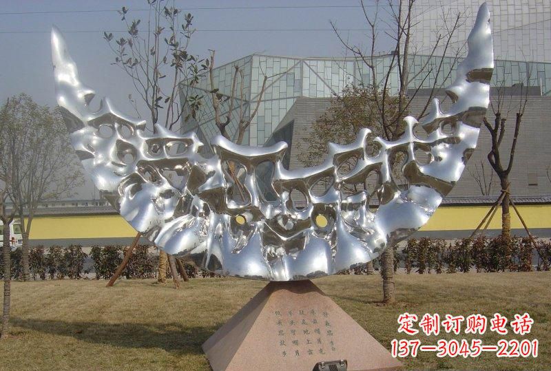 济南新款不锈钢月亮景观雕塑
