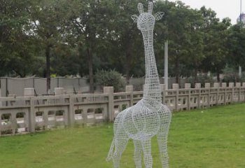 济南浪漫活力·不锈钢镂空长颈鹿雕塑