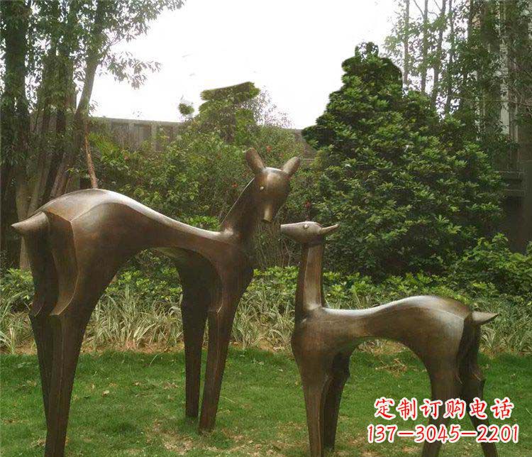 济南高贵优雅的母子鹿铜雕