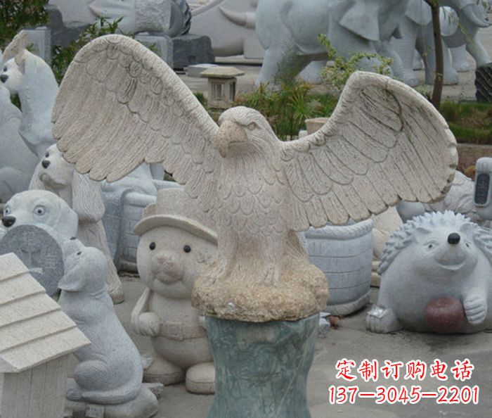 济南令人叹为观止的老鹰石雕