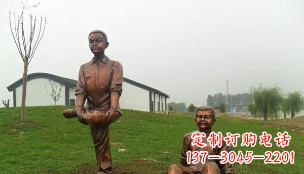 济南公园儿童嬉戏人物铜雕