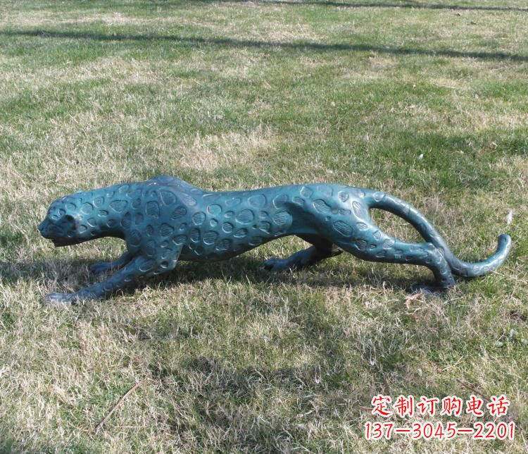 济南优质铜质金钱豹雕塑