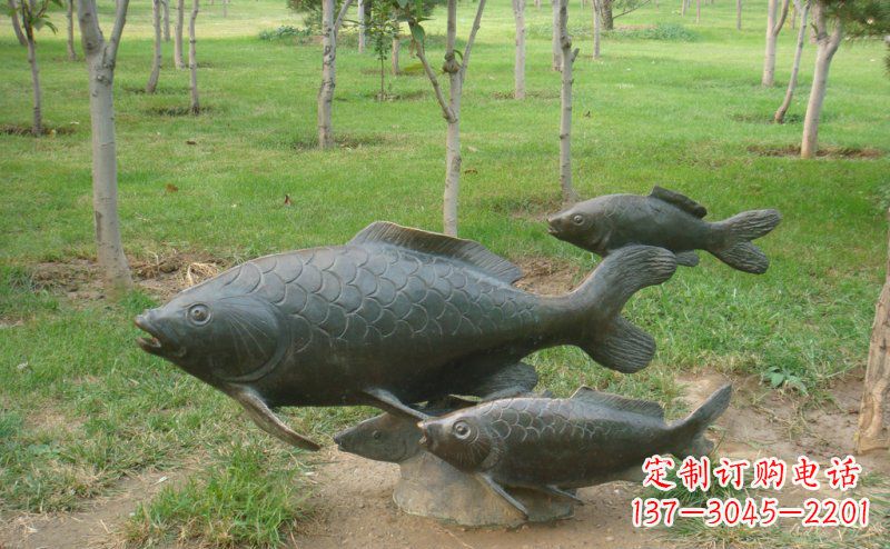 济南公园鲤鱼动物铜雕 (2)