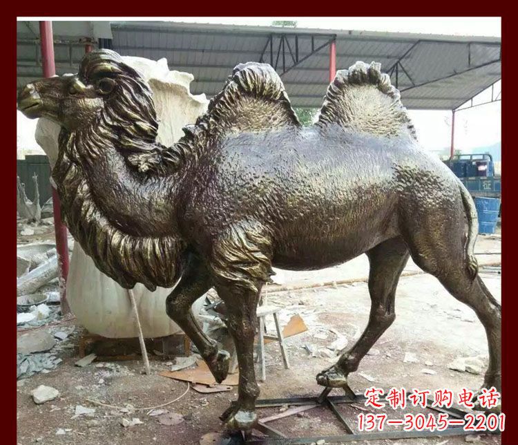 济南双峰骆驼铜雕塑,精美绝伦