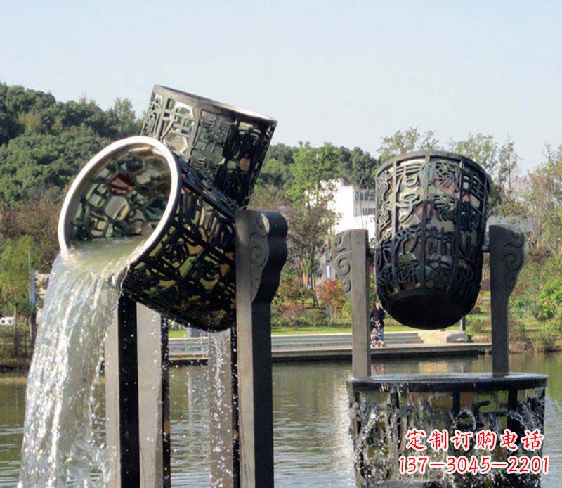 济南公园水缸喷泉铜雕