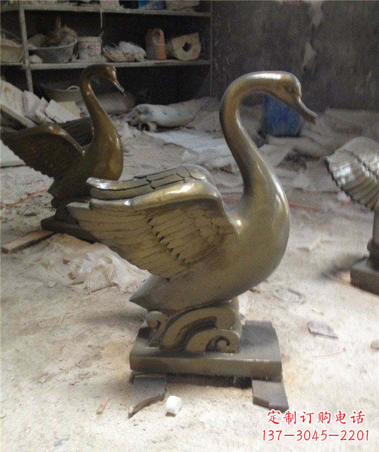 济南公园天鹅动物铜雕