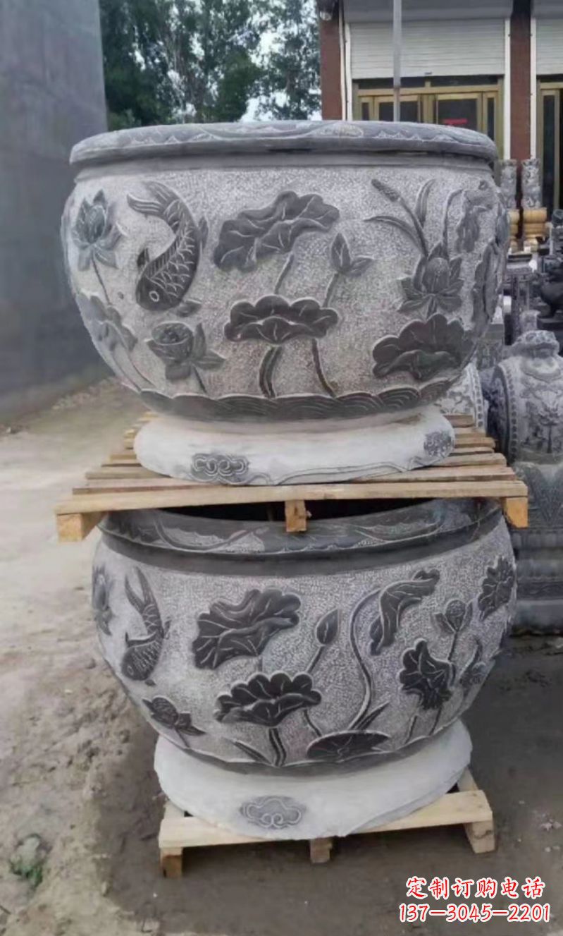 济南精致的石头水缸雕塑,为您的公园小区增添美丽色彩