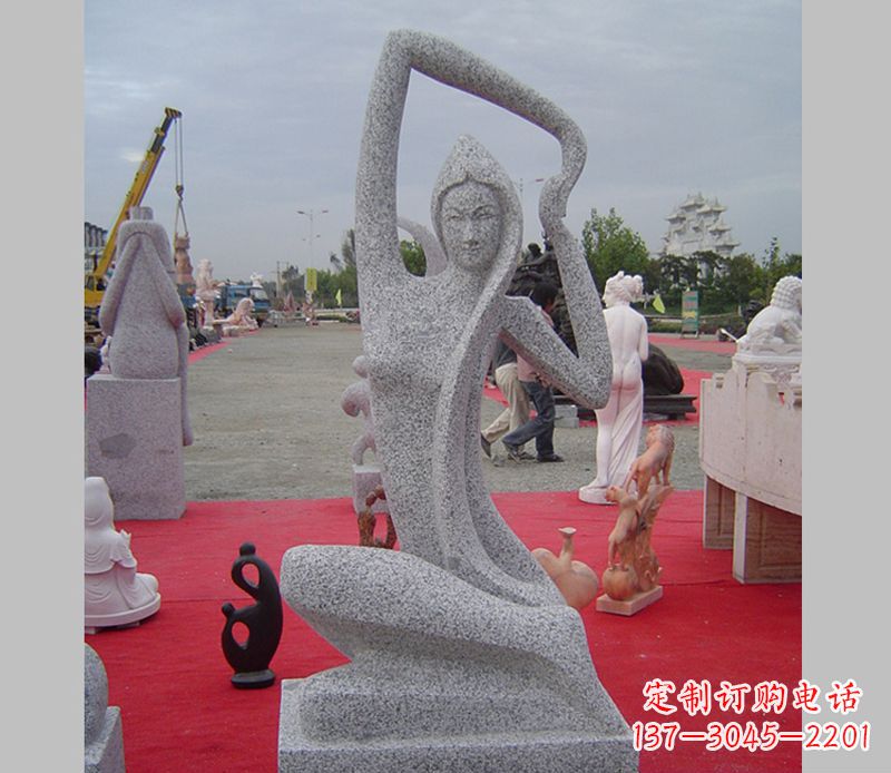 济南中领雕塑定制精美瑜伽美女雕塑