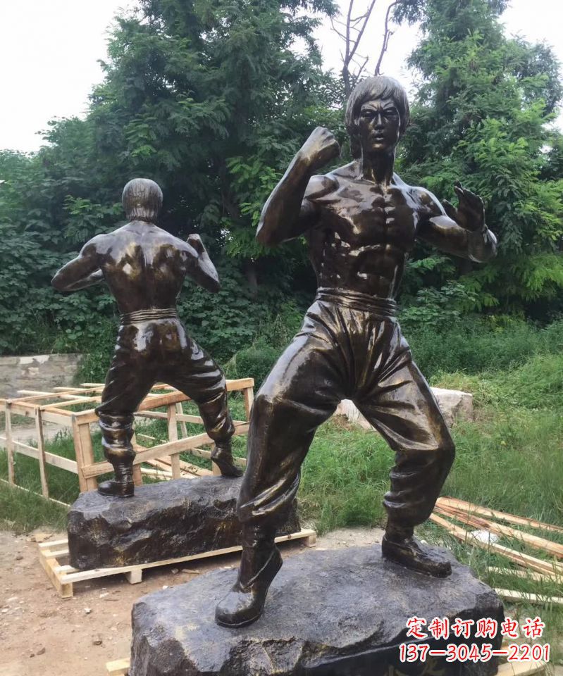 济南荣耀李小龙,经典之作——“功夫之王”铜雕塑