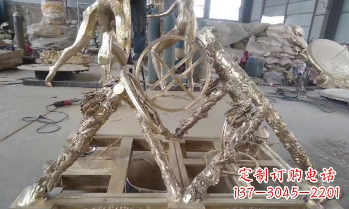 济南“百年古董浑天仪铜雕,让古典美触手可及”