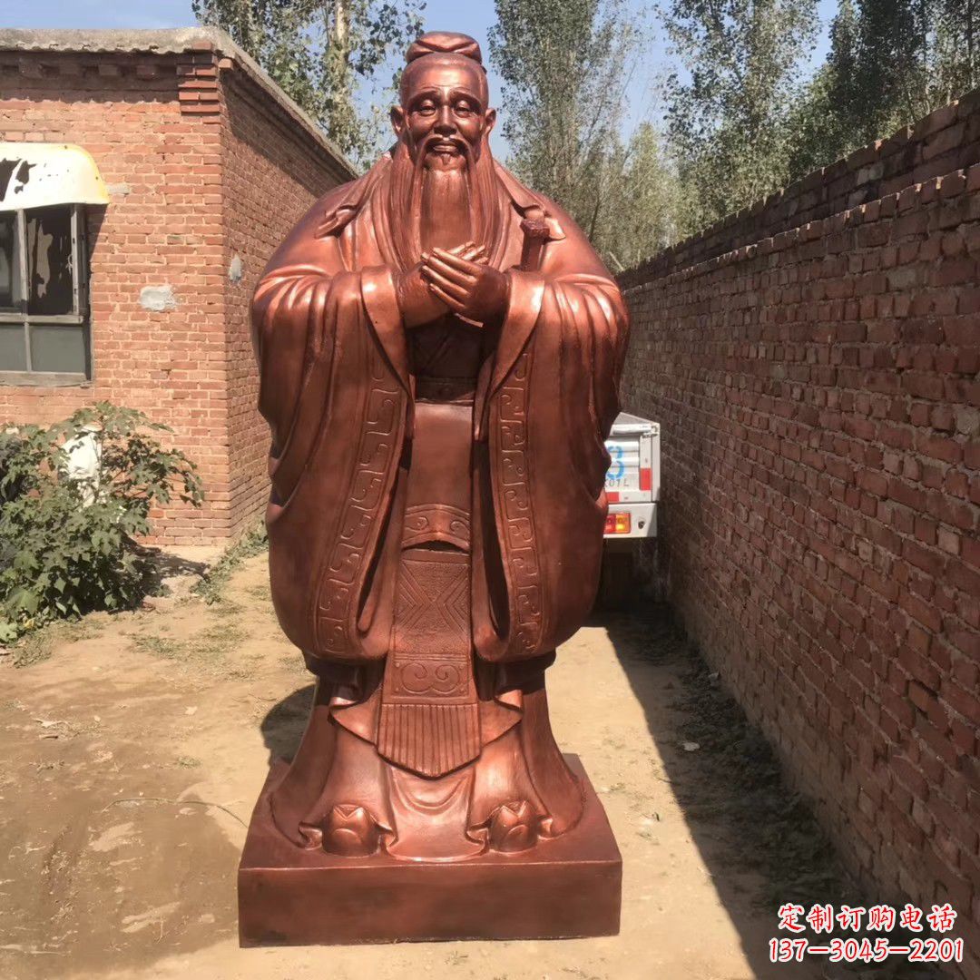 济南古代孔子铜雕