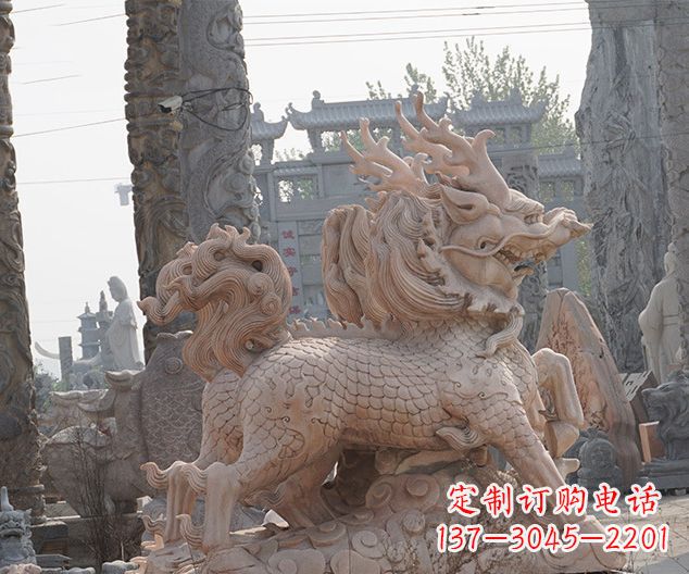 济南中领雕塑:古典麒麟石雕,美丽传承