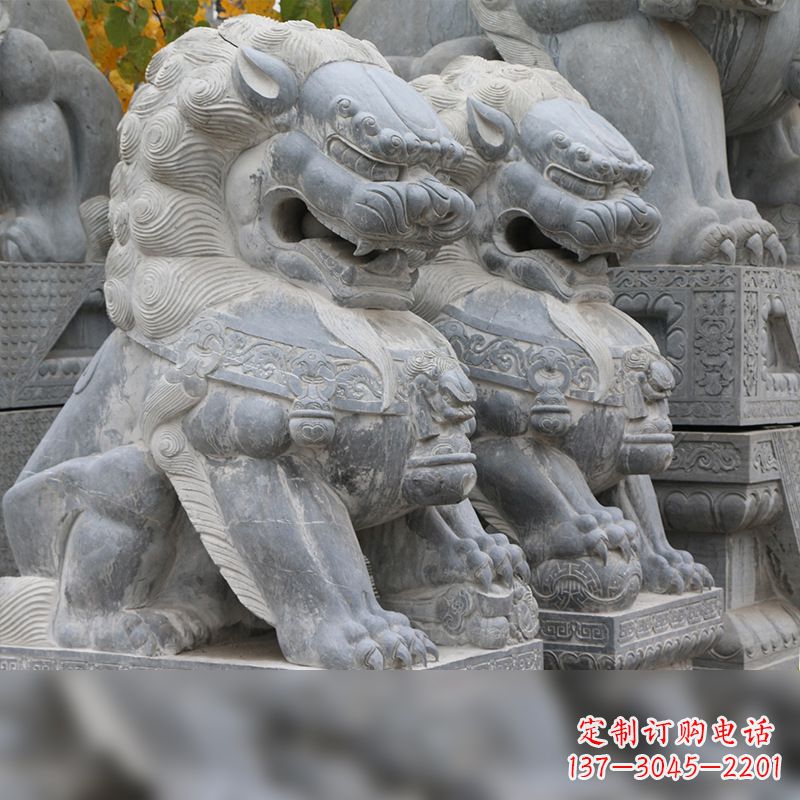 济南故宫青石狮子